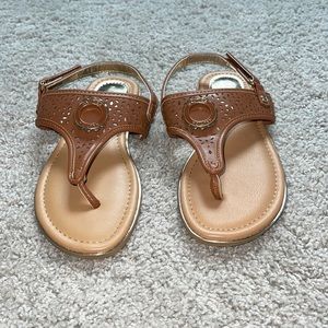 Girl’s Nautica sandals